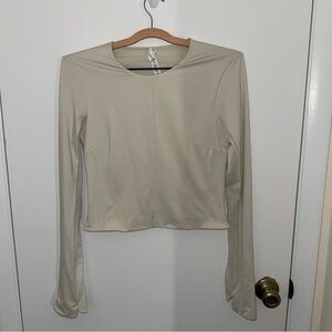 Lululemon Tight Fit Lined Cropped Longsleeve - Bone - Size M